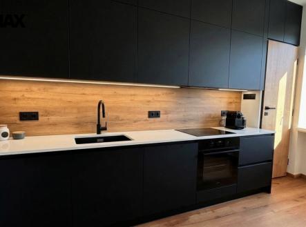 Pronájem bytu, 4+1, 69 m²