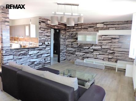 Pronájem bytu, 3+kk, 72 m²