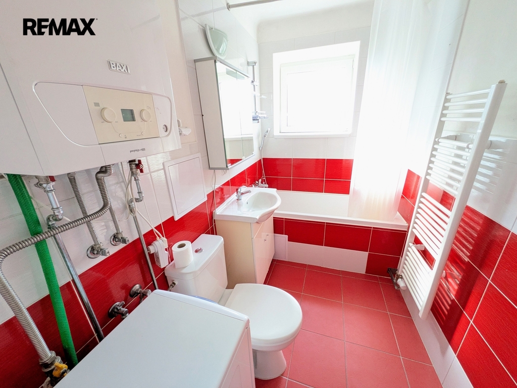 pxl-20260504-145916340-2.jpg