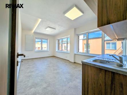 Pronájem bytu, 1+kk, 23 m²