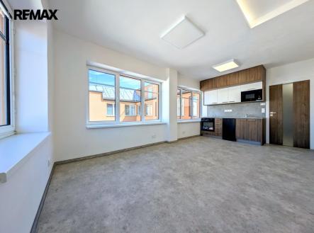 Pronájem bytu, 1+kk, 23 m²