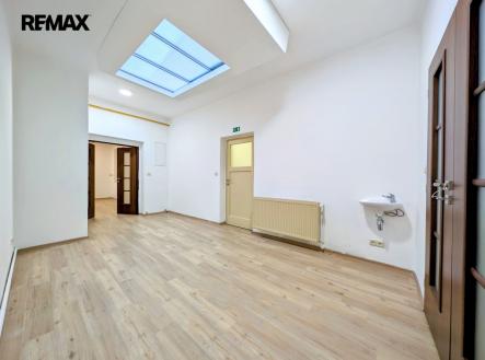 Pronájem bytu, 4+1, 92 m²