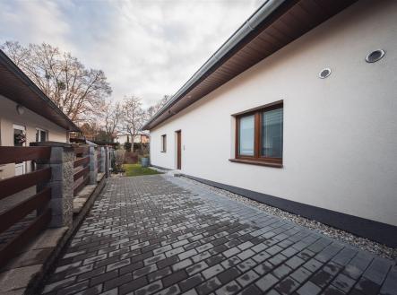 Pronájem bytu, 3+kk, 70 m²