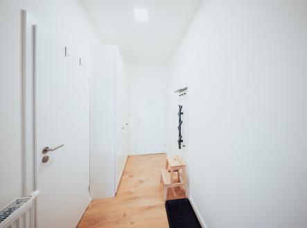 Pronájem bytu, 1+kk, 29 m²