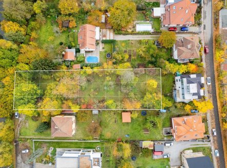 Prodej pozemku pro bydlení, 1 300 m²