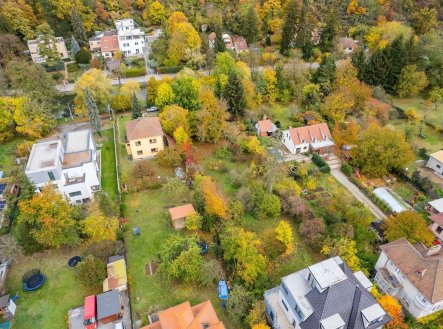Prodej pozemku pro bydlení, 1 300 m²