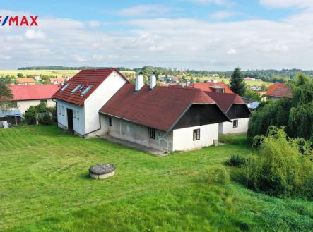 Prodej - dům/vila, 222 m²