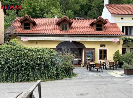 Prodej - restaurace, 158 m²