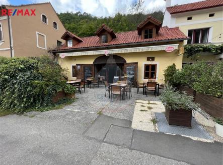 Prodej - restaurace, 158 m²