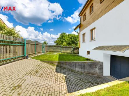 Prodej - dům/vila, 233 m²