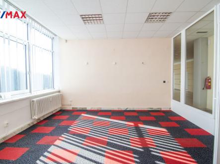 Pronájem - kanceláře, 28 m²