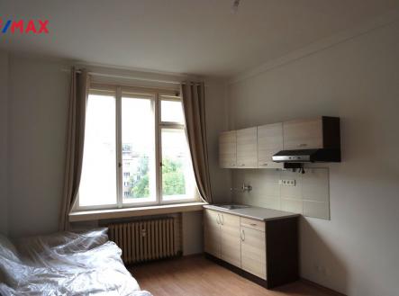 Pronájem bytu, 1+kk, 26 m² obrázek