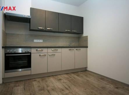 Pronájem bytu, 1+kk, 38 m² obrázek