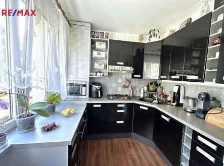 Pronájem bytu, 4+1, 89 m²