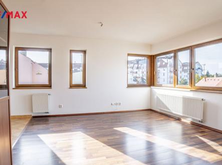 Prodej bytu, 3+kk, 93 m² obrázek