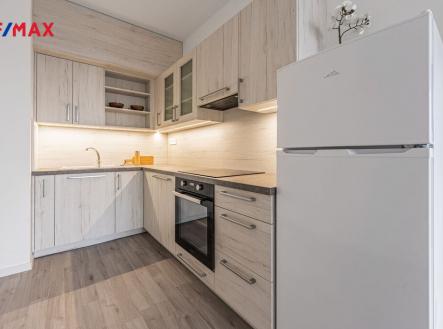 Pronájem bytu, 2+kk, 57 m²