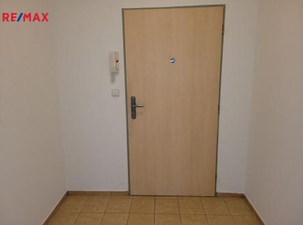 Pronájem bytu, 1+kk, 37 m²