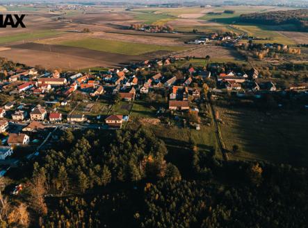 Prodej pozemku pro bydlení, 1 892 m²