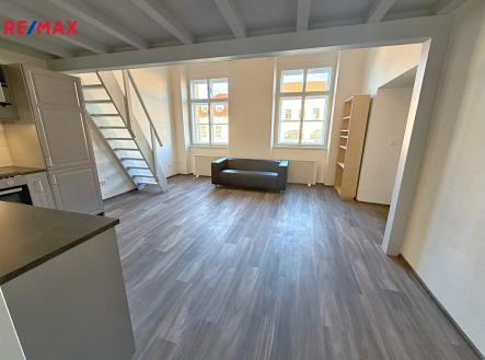 Pronájem bytu, 2+kk, 52 m²