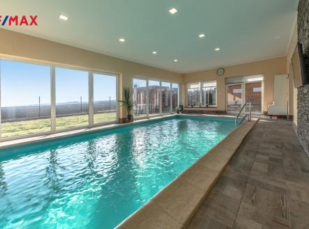 Prodej domu/vily, 320 m²