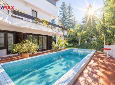 Prodej domu/vily, 950 m²