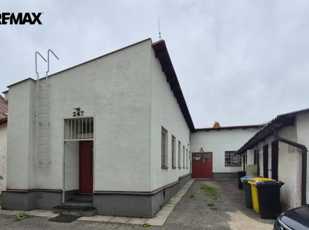 Pronájem obchodní prostor, 129 m²