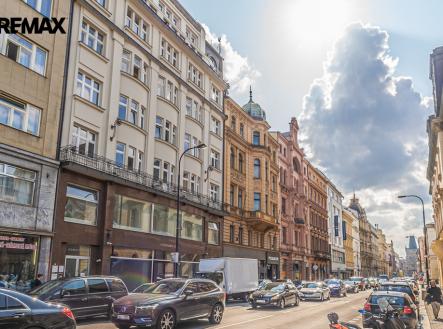 Pronájem obchodní prostor, 526 m² obrázek