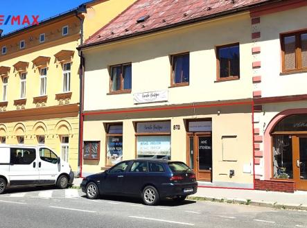 Pronájem - obchodní prostor, 106 m²