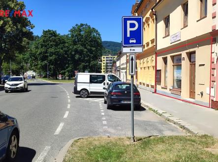 Pronájem - obchodní prostor, 106 m²