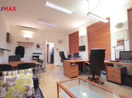Pronájem kanceláře, 33 m²