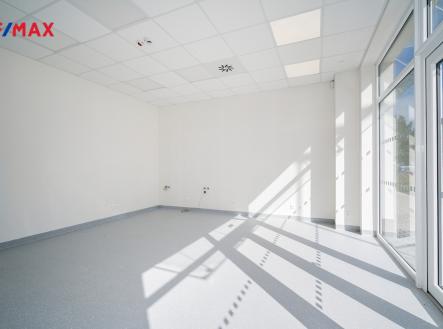 Pronájem jiné, 41 m²