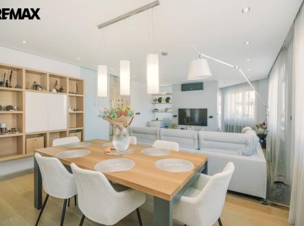 Prodej bytu, atypický, 180 m²