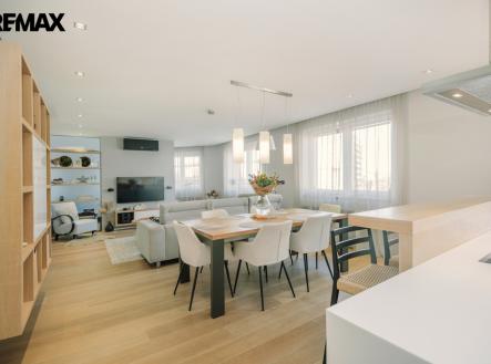 Prodej bytu, atypický, 180 m²