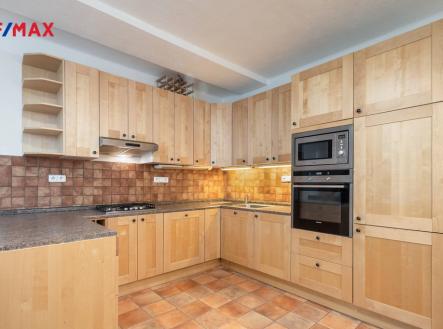 Pronájem bytu, 3+kk, 74 m²