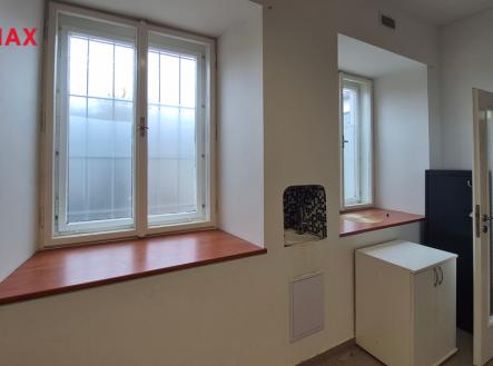 Pronájem obchodní prostor, 38 m²