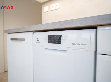 Pronájem bytu, 2+kk, 67 m²