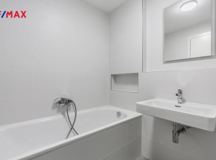 Pronájem bytu, 2+kk, 54 m²