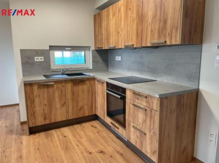 Pronájem bytu, 3+kk, 101 m²