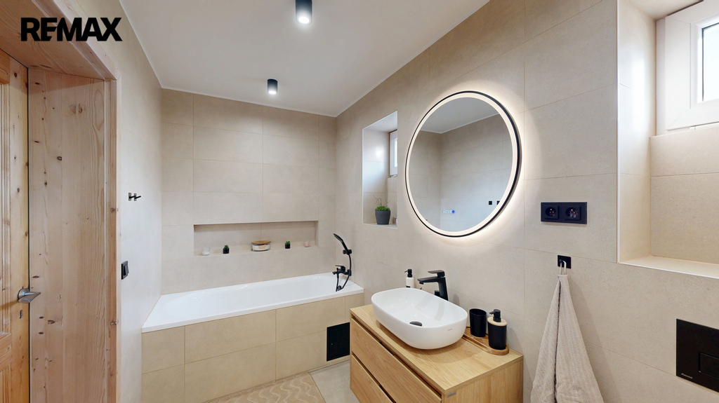 Koupelna v přízemí