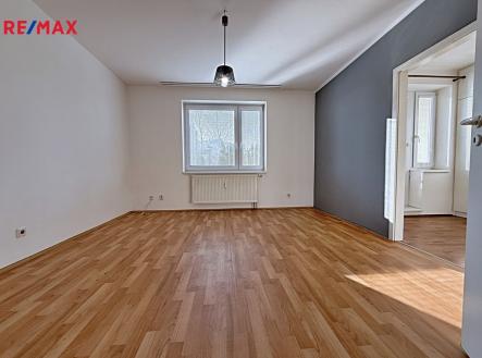 Pronájem bytu, 1+1, 37 m²