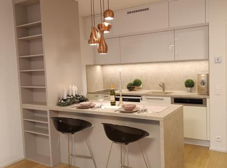 Pronájem bytu, 1+kk, 40 m²