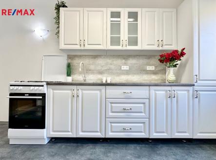 Pronájem bytu, 2+1, 60 m²