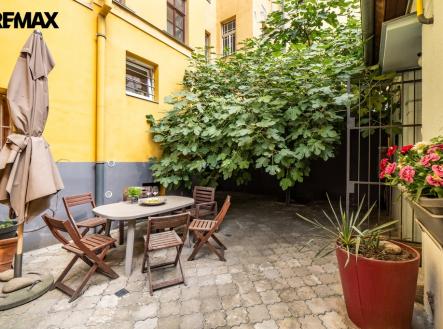 Prodej obchodní prostor, 60 m²