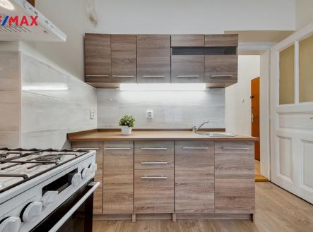 Pronájem bytu, 2+kk, 42 m²