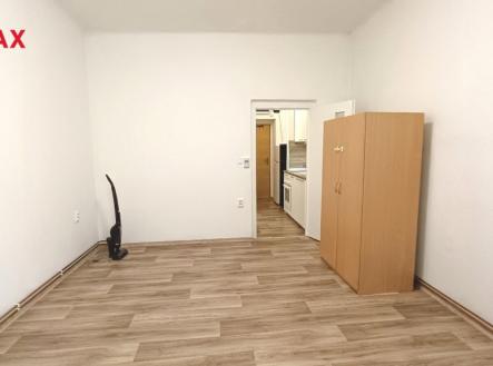 Pronájem bytu, 1+1, 32 m²