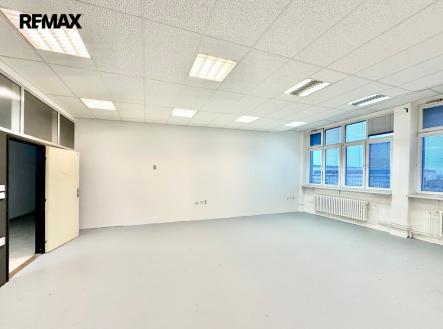 Pronájem kanceláře, 50 m²