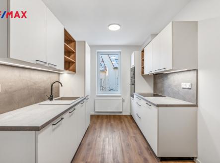 Pronájem bytu, 1+1, 41 m²