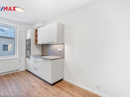 Pronájem bytu, 1+1, 41 m²