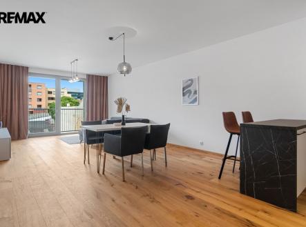 Pronájem bytu, 2+kk, 77 m²