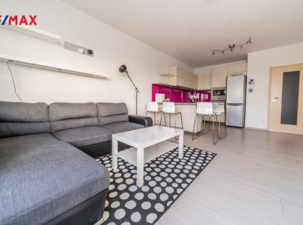 Pronájem bytu, 2+kk, 62 m²